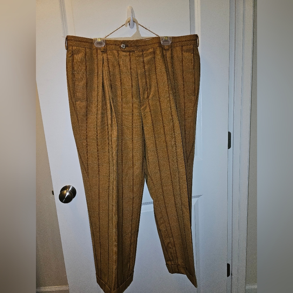 Men's Tan Pants